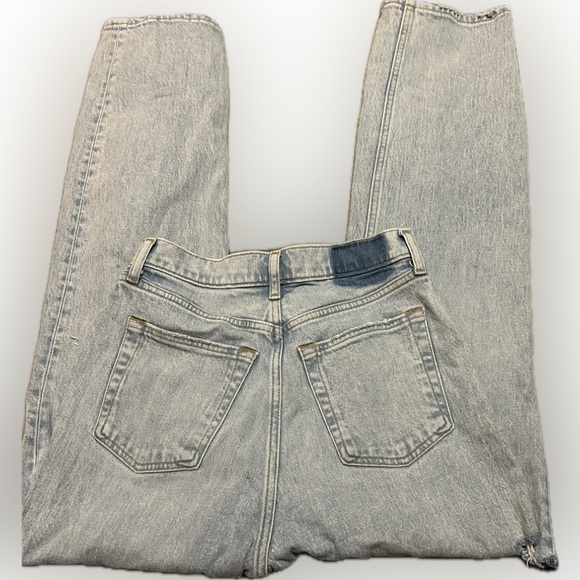 Abercrombie & Fitch Dad High Rise Jeans - Picture 4 of 9